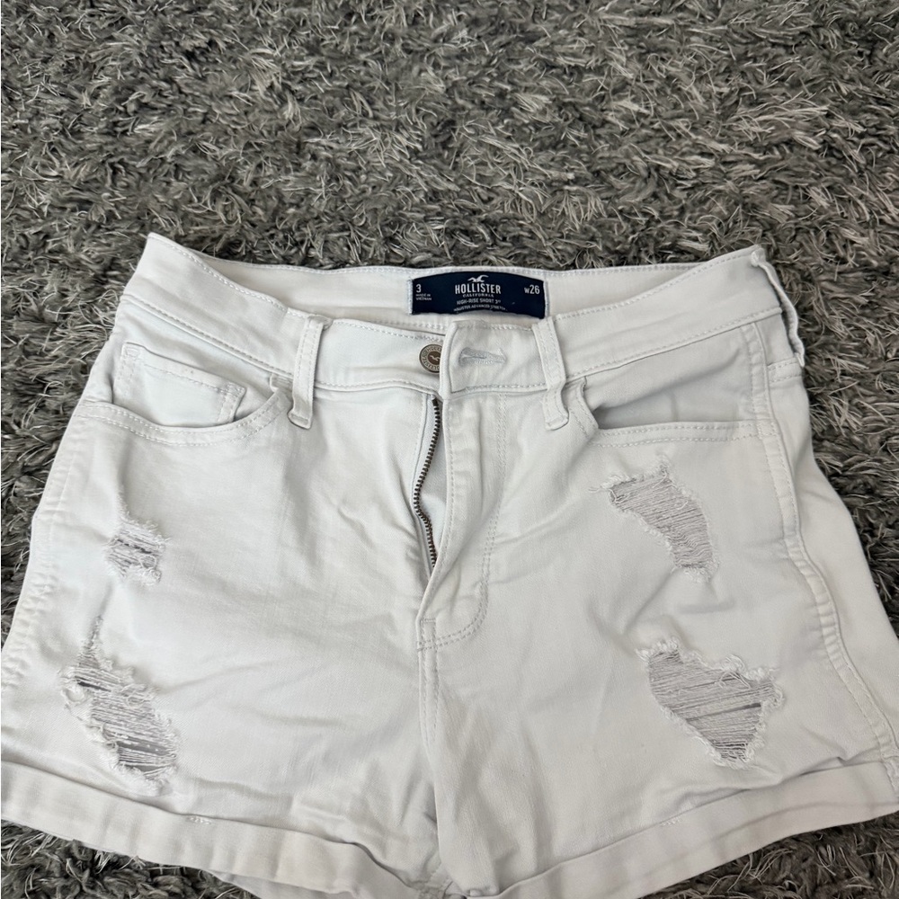 Hollister Women's Light Gray Distressed Jean Shorts
